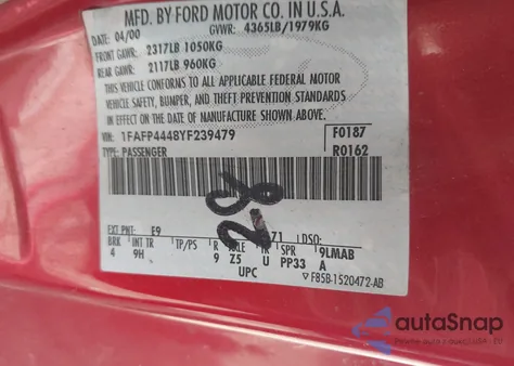 2000 Ford Mustang z USA, uszkodzony, nr VIN 1FAFP4448YF239479